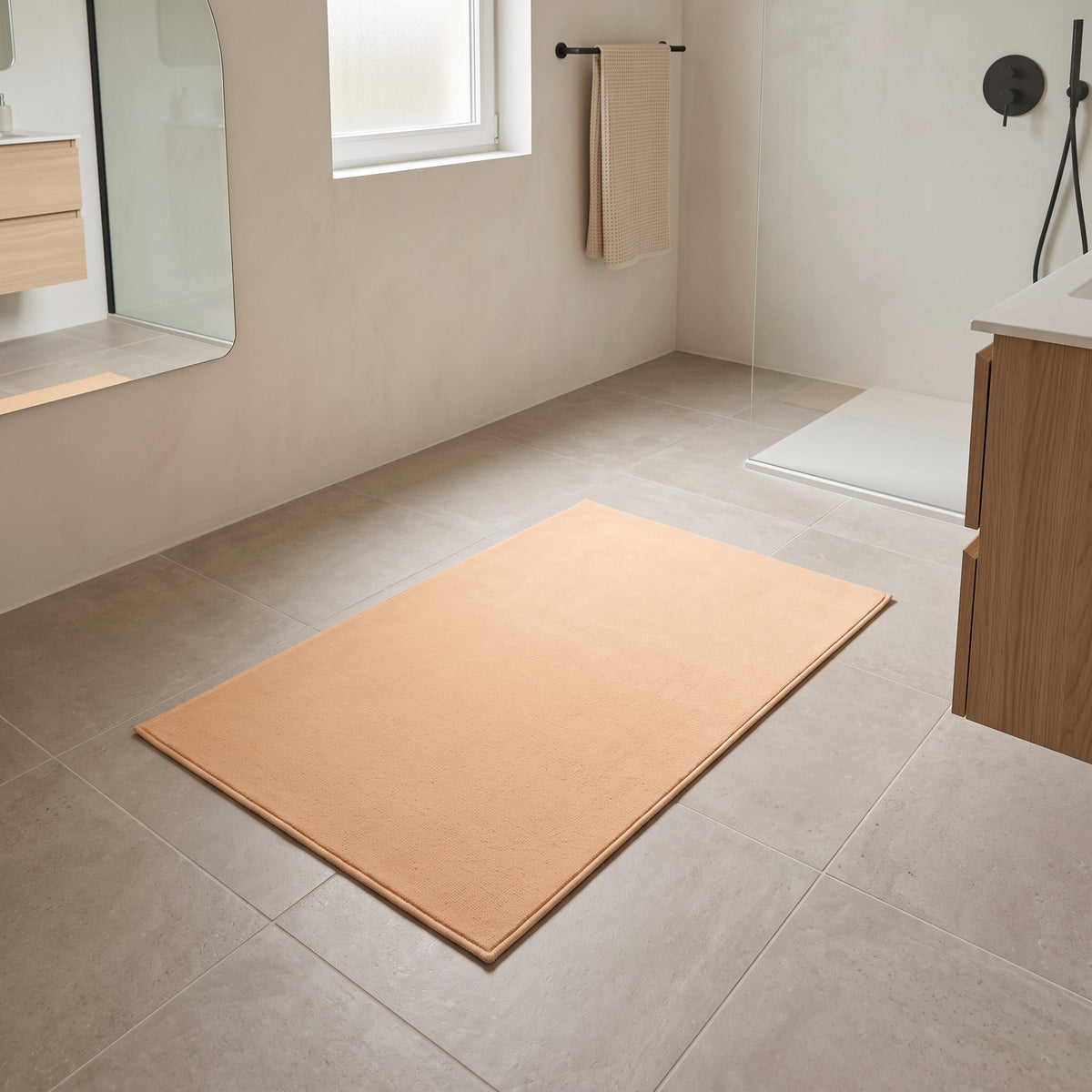 Tapis de Bain Antidérapant Absorbant Abricot en situation, vue en plongée
