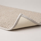 Détail du bord du Tapis de Salle de Bain Lin Naturel